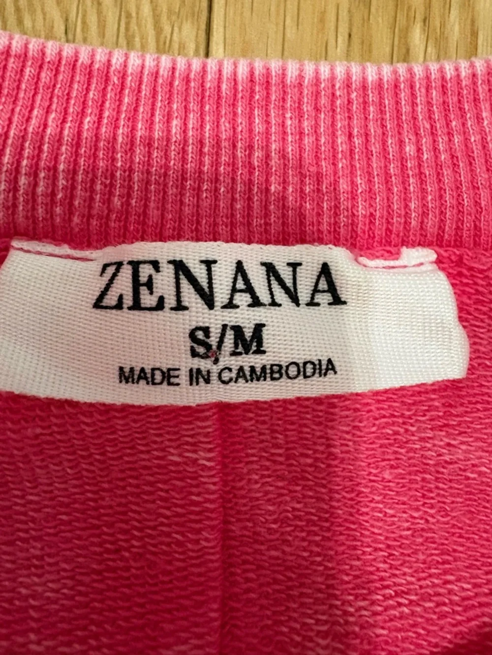 Zenana Acid Wash Exposed Seam Sweatshirt S/M - Picture 5 of 8